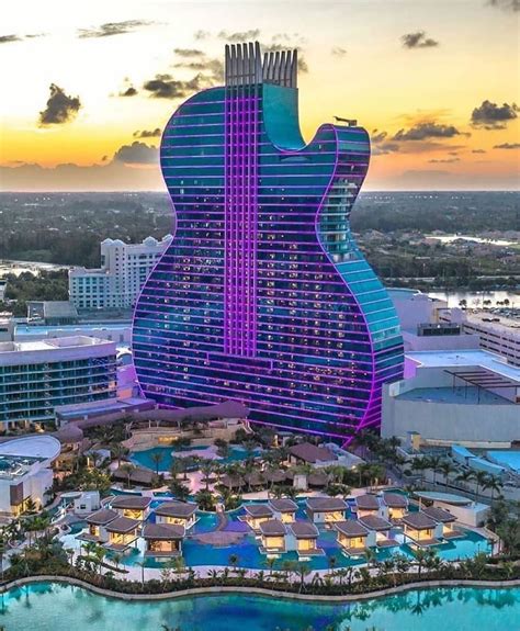 hard rock cafe hotel.